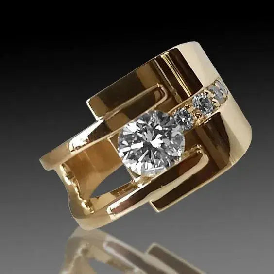 Anillo vintage de circonia irregular dorada