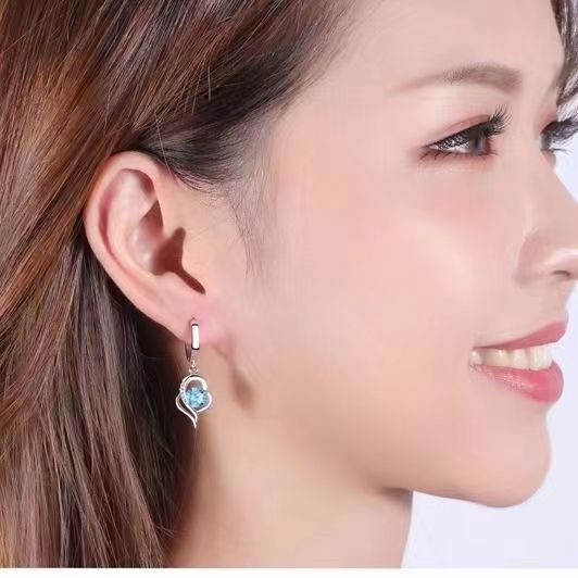 Aretes de caída con corazón Eclipse