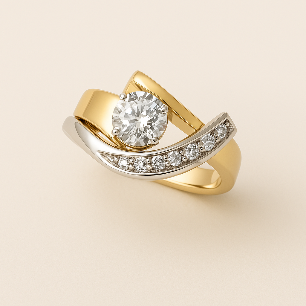 Anillo Vintage Irregular de Zirconia en Oro y Plata