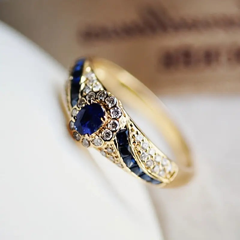 Anillo Avelisse Moraziel