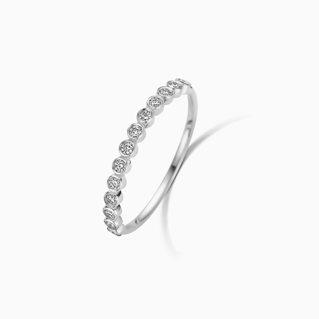 Anillo de burbuja de diamantes